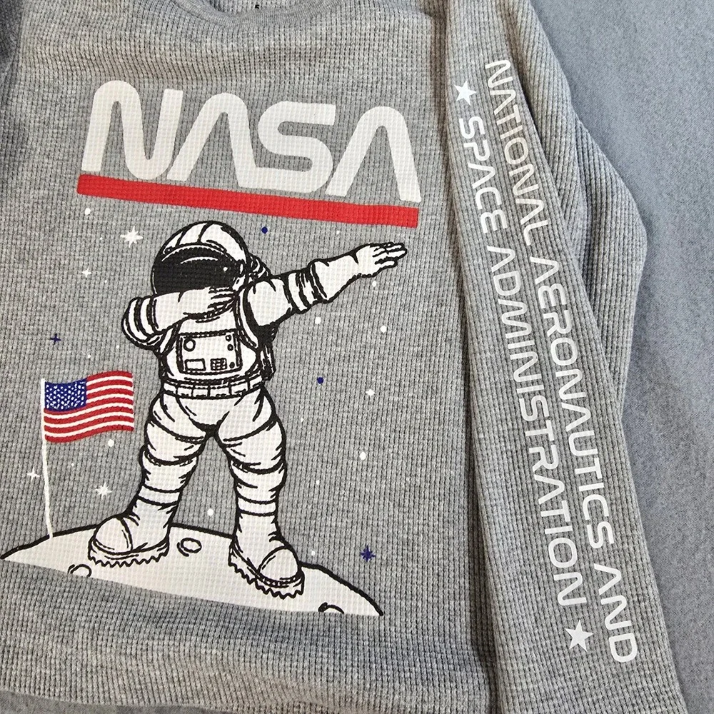 Eighty Eight Brand Kids NASA Astronaut Dabbing Waffle Knit Thermal Shirt‎ Gray 5